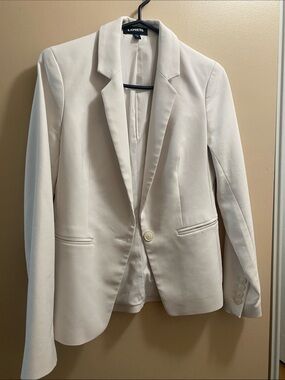 Express Women's Single-Button Blazer in Light Ivory